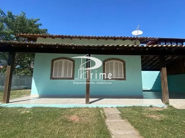 Casa com 300m² 2 quartos e 2 banheiros, para alugar, no bairro Camboinhas em Niterói