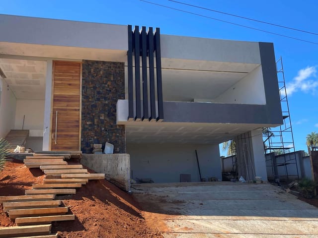 Casa com 1000m² 4 quartos e 5 banheiros, à venda, no bairro Versailles Ville de France em Lagoa Santa