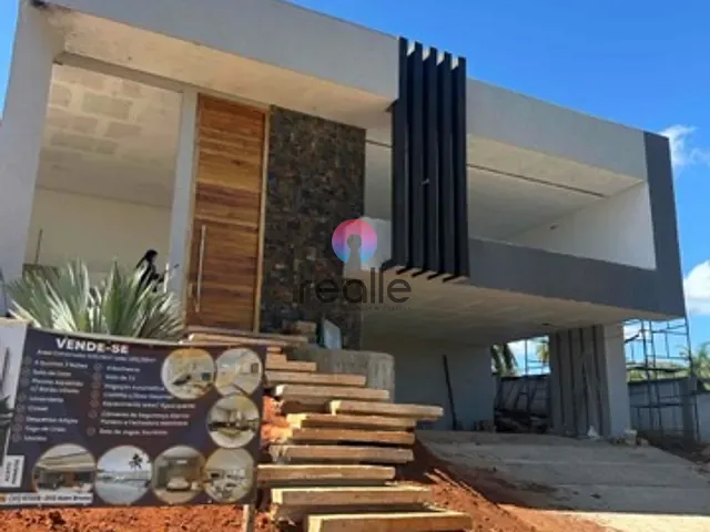 Casa com 1000m² 4 quartos e 5 banheiros, à venda, no bairro Versailles Ville de France em Lagoa Santa