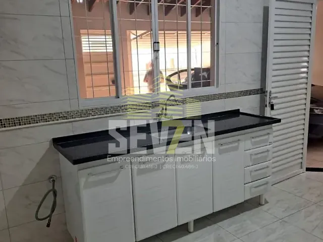 Casa com 363m² 3 quartos e 3 banheiros, à venda, no bairro Vila Jardim Celina em Bauru