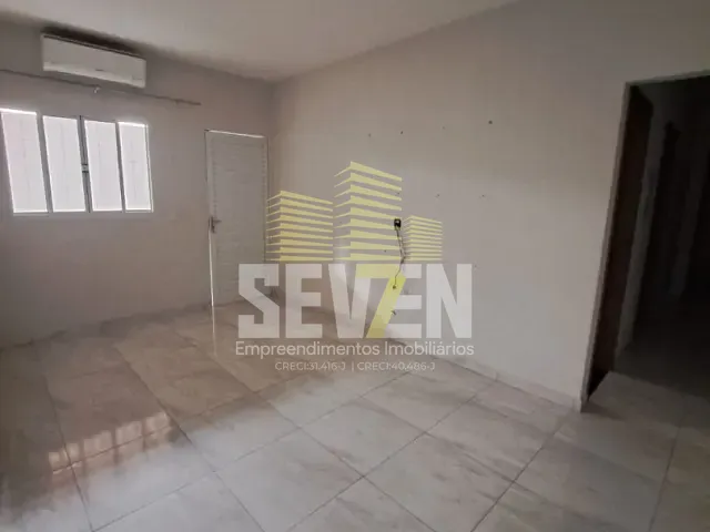 Casa com 363m² 3 quartos e 3 banheiros, à venda, no bairro Vila Jardim Celina em Bauru