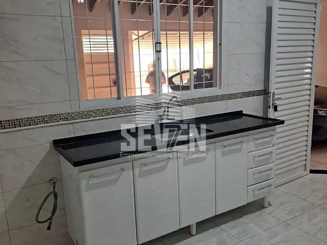 Casa com 363m² 3 quartos e 3 banheiros, à venda, no bairro Vila Jardim Celina em Bauru
