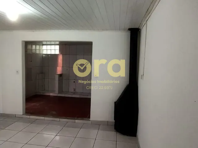 Casa com 130m² 2 quartos e 2 banheiros, à venda, no bairro Três Vendas em Pelotas