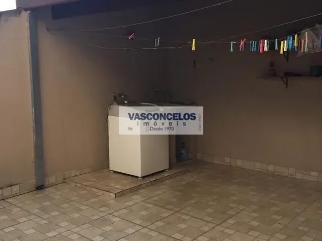 Casa com 125m² 2 quartos e 1 banheiro, à venda, no bairro Vila Industrial em São José dos Campos