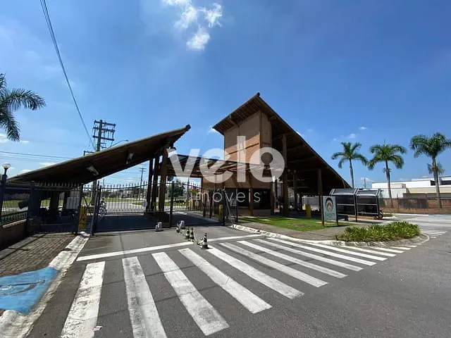 Casa 4 quartos e 3 banheiros, à venda, no bairro Parque São Cristóvão em Taubaté