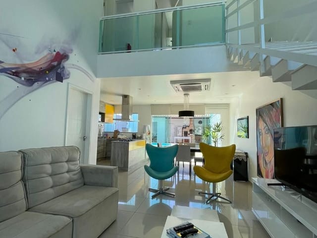 Casa com 200m² 3 quartos e 2 banheiros, à venda, no bairro Mar do Norte em Rio das Ostras