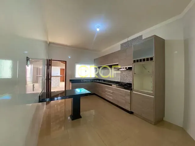 Casa com 300m² 3 quartos e 2 banheiros, à venda, no bairro Parque Vila Verde em Formosa