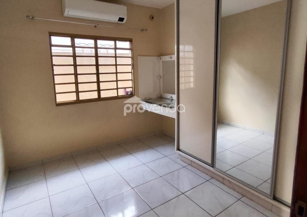 Casa, 3 quartos, 250 m² - Foto 7