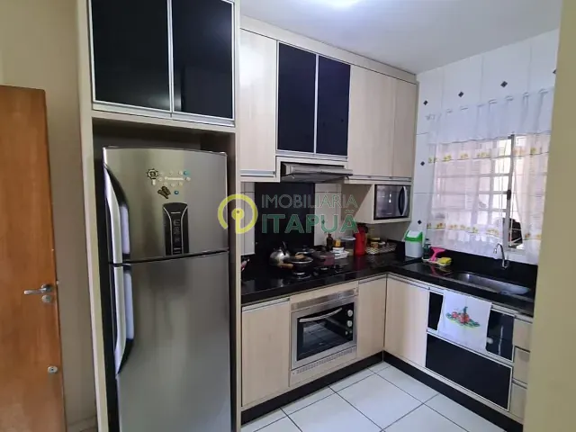Casa 2 quartos e 2 banheiros, à venda, no bairro Jardim Tropical em Londrina