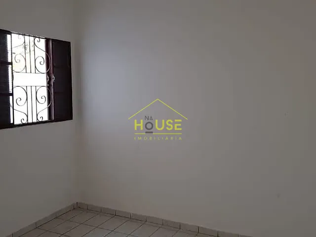 Casa com 475m² 3 quartos e 2 banheiros, à venda, no bairro Vila América em Votuporanga