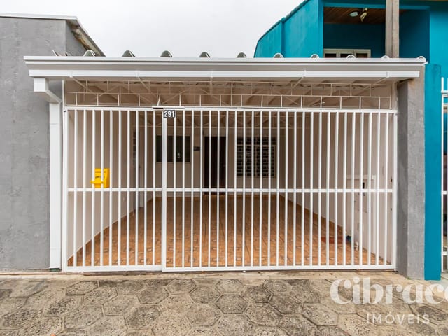 Casa 2 quartos e 2 banheiros, para alugar, no bairro Cidade Industrial em Curitiba