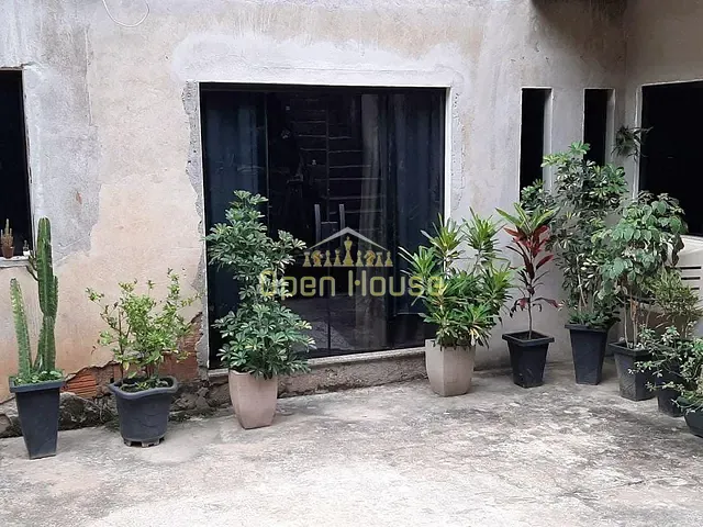 Casa com 370m² 2 quartos e 2 banheiros, à venda, no bairro Paraíso em Barra Mansa