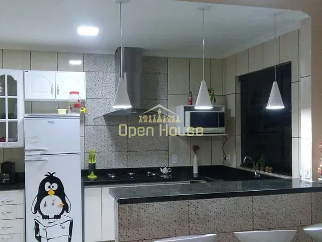 Casa com 370m² 2 quartos e 2 banheiros, à venda, no bairro Paraíso em Barra Mansa