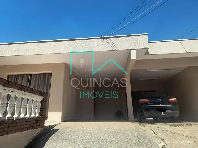 Casa com 350m² 3 quartos e 2 banheiros, à venda, no bairro Jardim Caxambu em Jundiaí