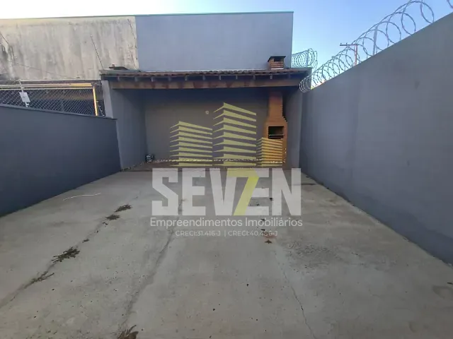 Casa com 150m² 2 quartos e 2 banheiros, à venda, no bairro Jardim Ouro Verde em Bauru