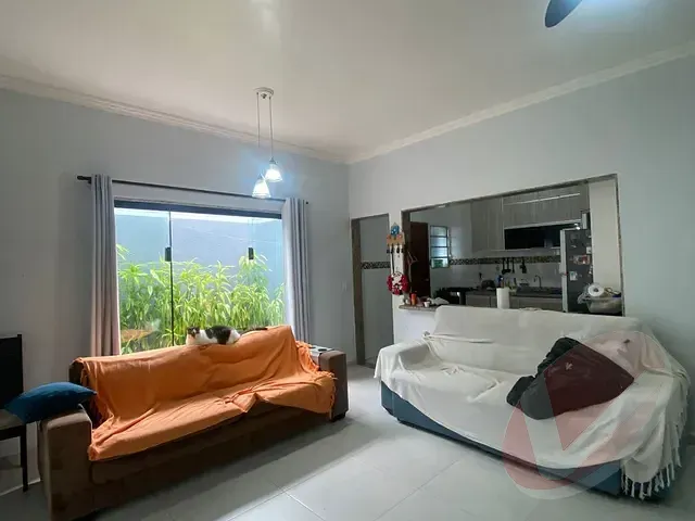 Casa com 304m² 2 quartos e 1 banheiro, à venda ou para alugar, no bairro Real em Praia Grande