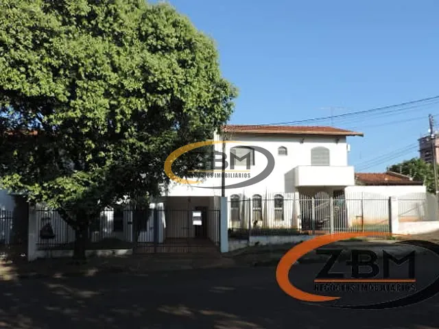 Sobrado com 134m² 4 quartos e 3 banheiros, à venda, no bairro Jardim Tókio em Londrina