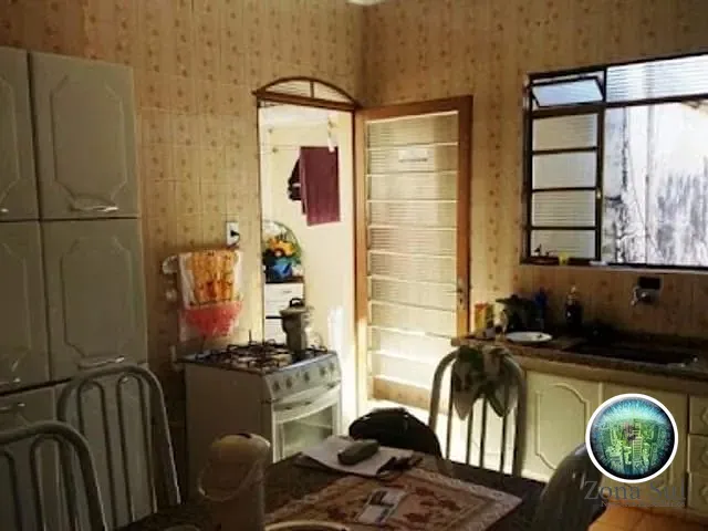 Casa com 295m² 7 quartos e 4 banheiros, à venda, no bairro Vossoroca em Votorantim