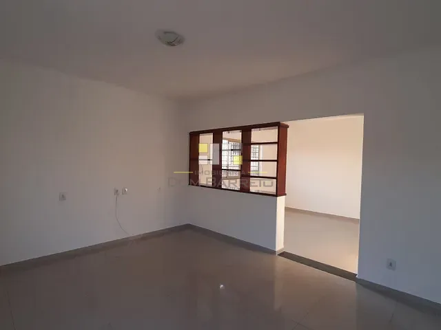 Casa com 283m² 3 quartos e 2 banheiros, à venda, no bairro Vila Carlota em Sumaré