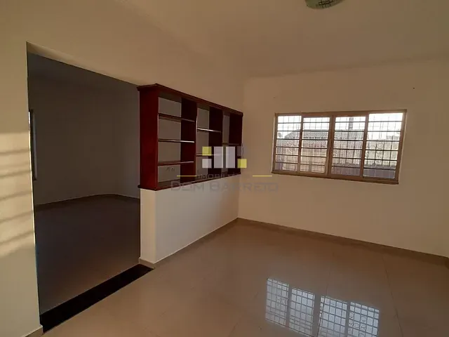 Casa com 283m² 3 quartos e 2 banheiros, à venda, no bairro Vila Carlota em Sumaré