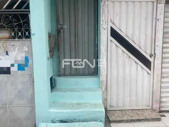 Casa 2 quartos e 1 banheiro, à venda ou para alugar, no bairro Renascer - PHOC II em Camaçari