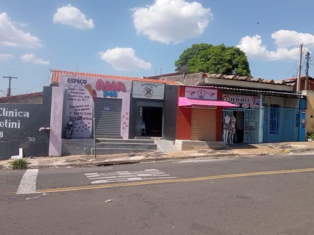 Casa com 250m², à venda, no bairro Conjunto Habitacional Parque Itajaí em Campinas
