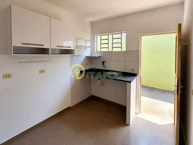 Casa 4 quartos e 2 banheiros, à venda, no bairro Parigot de Souza III em Londrina