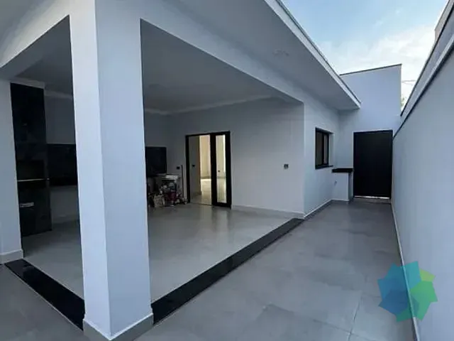 Casa com 315m² 3 quartos e 2 banheiros, à venda, no bairro Condomínio Lagos D'Icaraí em Salto