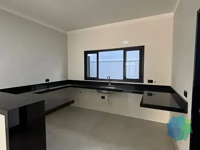 Casa com 315m² 3 quartos e 2 banheiros, à venda, no bairro Condomínio Lagos D'Icaraí em Salto