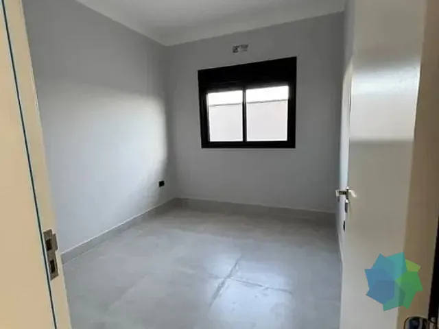 Casa com 315m² 3 quartos e 2 banheiros, à venda, no bairro Condomínio Lagos D'Icaraí em Salto