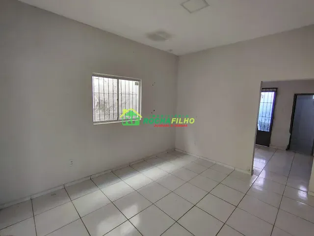 Casa 3 quartos e 1 banheiro, para alugar, no bairro Marquês em Teresina