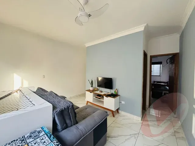 Casa com 50m² 1 quarto e 1 banheiro, à venda, no bairro Caiçara em Praia Grande