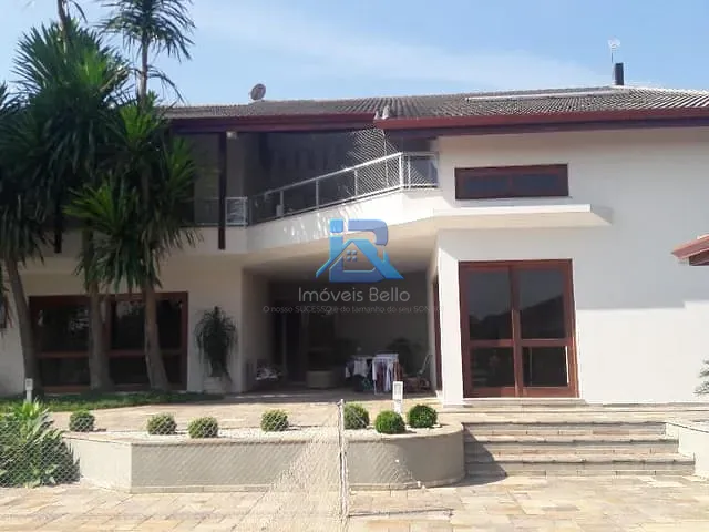 Casa com 1500m² 5 quartos e 8 banheiros, à venda, no bairro Ville Chamonix em Itatiba