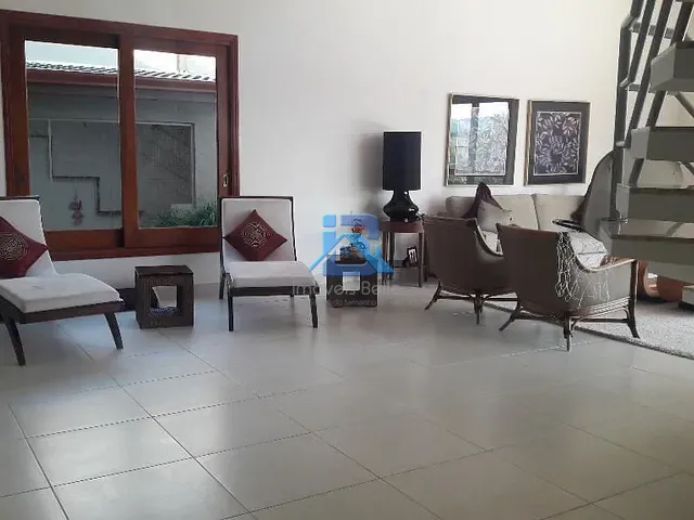 Casa com 1500m² 5 quartos e 8 banheiros, à venda, no bairro Ville Chamonix em Itatiba