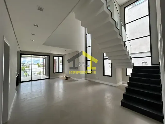 Casa com 504m² 3 quartos e 4 banheiros, à venda, no bairro Santa Cruz em Itatiba