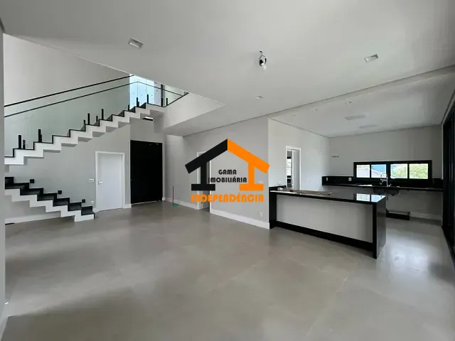Casa com 504m² 3 quartos e 4 banheiros, à venda, no bairro Santa Cruz em Itatiba