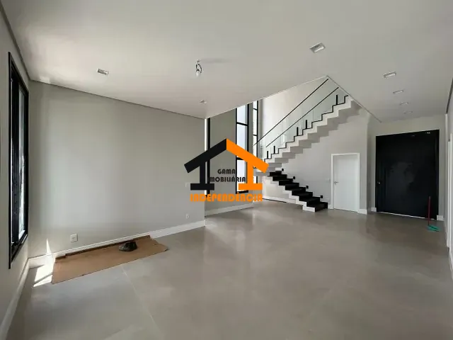 Casa com 504m² 3 quartos e 4 banheiros, à venda, no bairro Santa Cruz em Itatiba