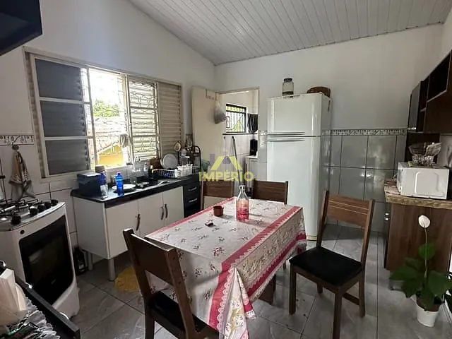 Casa com 241m² 4 quartos e 3 banheiros, à venda, no bairro Nossa Senhora do Monte Serrat em Salto