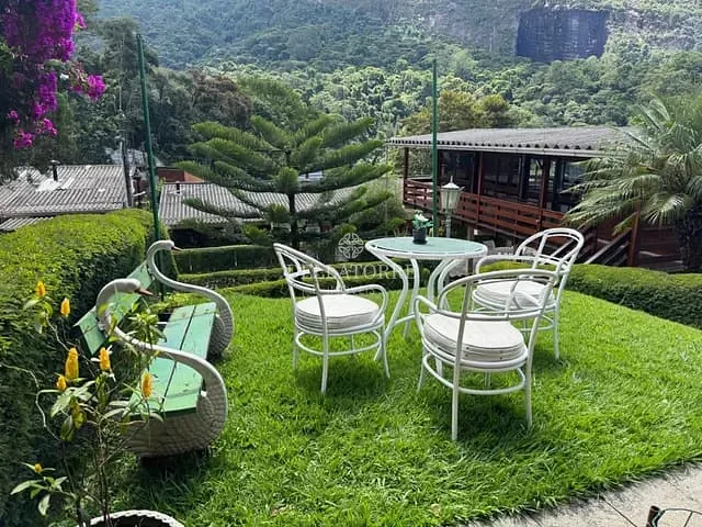 Casa com 6680m² 3 quartos e 2 banheiros, à venda, no bairro Posse em Teresópolis