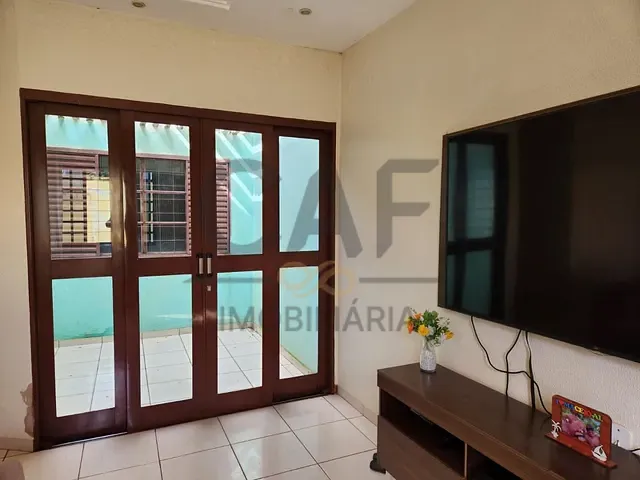 Casa com 300m² 3 quartos e 3 banheiros, à venda, no bairro Jardim Santa Rosa em Artur Nogueira
