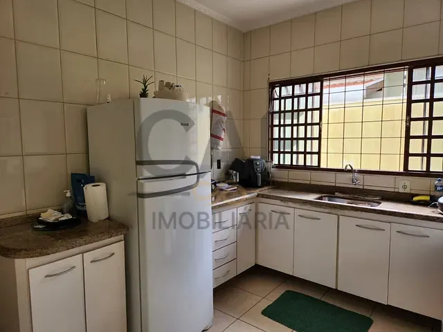 Casa com 300m² 3 quartos e 3 banheiros, à venda, no bairro Jardim Santa Rosa em Artur Nogueira