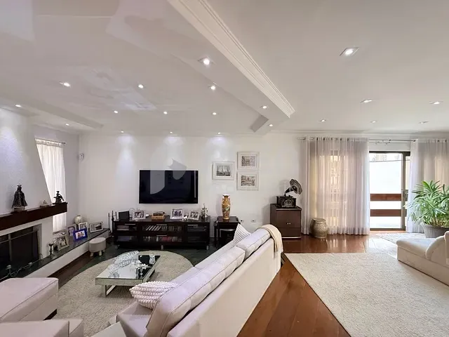 Sobrado com 325m² 4 quartos e 7 banheiros, à venda, no bairro Jardim Franca em São Paulo