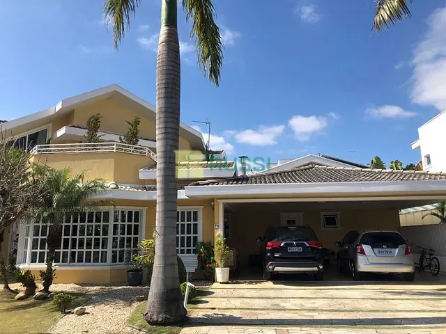 Casa com 840m² 4 quartos e 6 banheiros, à venda, no bairro Jardim Altos de Santana em Jacareí