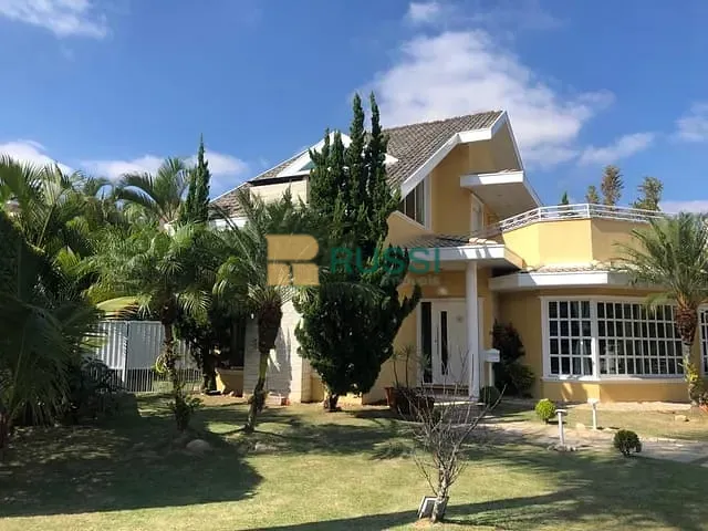 Casa com 840m² 4 quartos e 6 banheiros, à venda, no bairro Jardim Altos de Santana em Jacareí