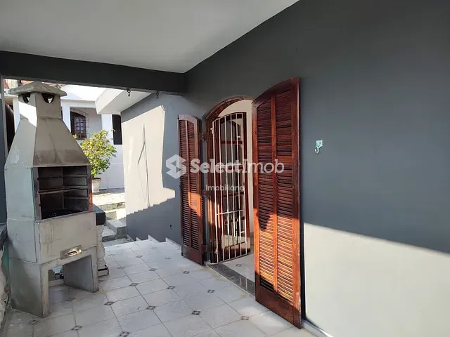 Casa com 200m² 3 quartos e 1 banheiro, para alugar, no bairro Jardim Santista em Mauá