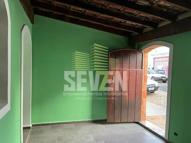 Casa com 174m² 2 quartos e 1 banheiro, à venda, no bairro Vila Camargo em Bauru