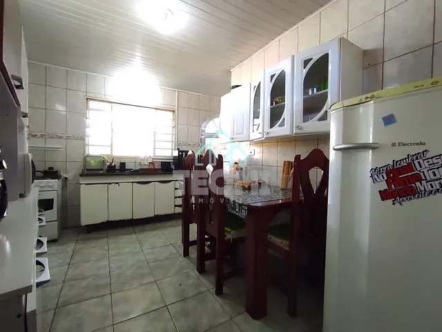 Casa com 125m² 3 quartos e 1 banheiro, à venda, no bairro Vila Jaboticabeira em Taubaté