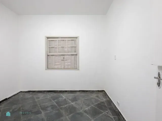 Casa com 300m², para alugar, no bairro Itaberaba em São Paulo