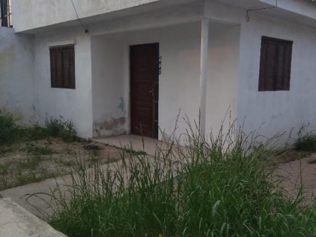 Casa com 160m² 2 quartos e 1 banheiro, à venda, no bairro Três Vendas em Pelotas