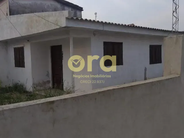 Casa com 160m² 2 quartos e 1 banheiro, à venda, no bairro Três Vendas em Pelotas